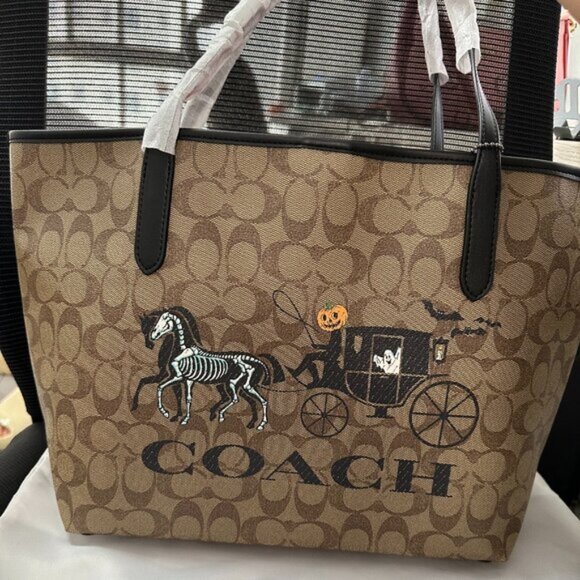 Coach City Tote In Signature Canvas With Halloween - Picture 1 of 8